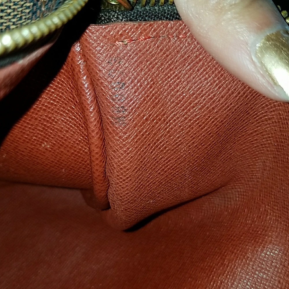 SOLD! Authentic LV Papillion 30 - Picture 8 of 8